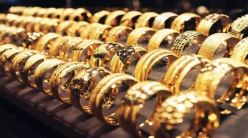 لماذا سجل سعر الذهب في مصر قفزة جديدة ليلامس مستوى 6970 جنيهًا؟